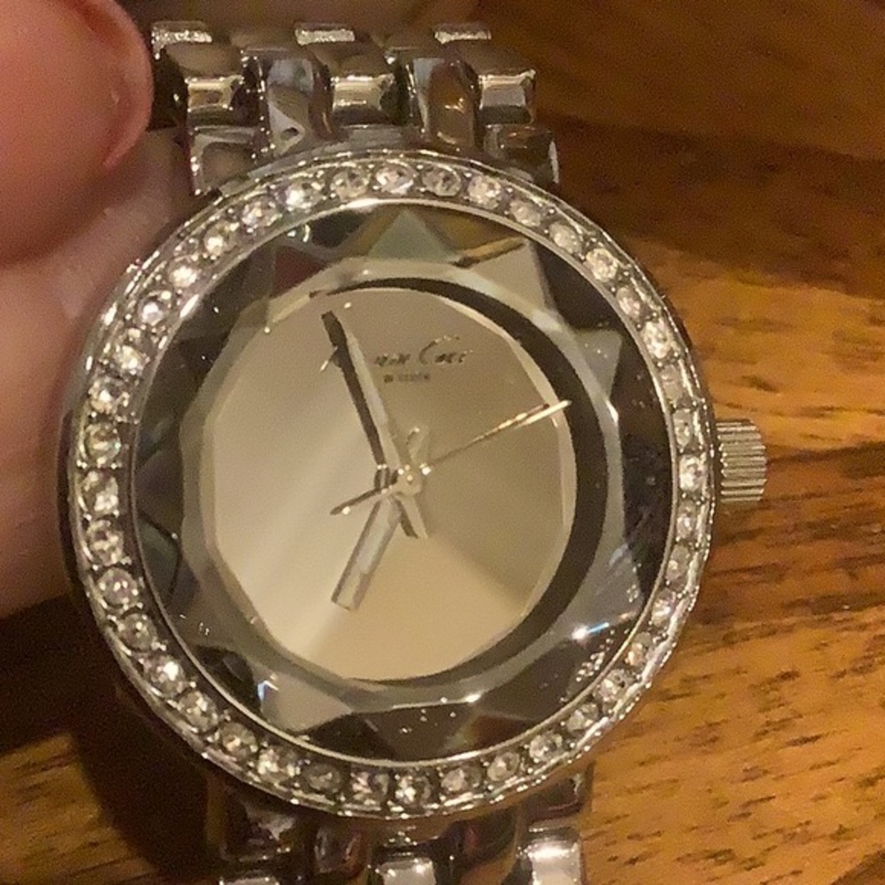 Kenneth Cole Watch - Picture 3 of 12